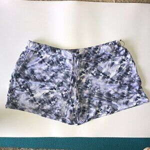 Lucky Brand Tie Dye Short Size L Festive Festival Casual Everyday Soft Summer